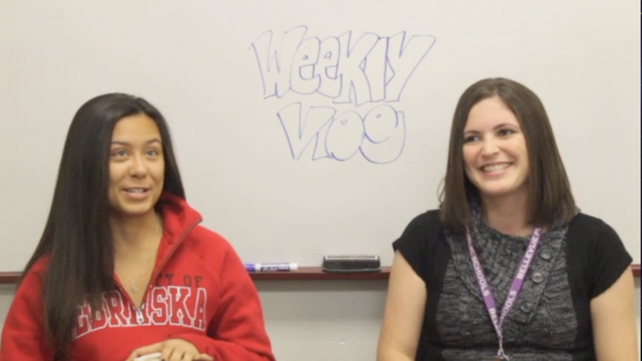 Ally and Lindsay Vecchio talk about their thanksgiving plans in this weeks vlog