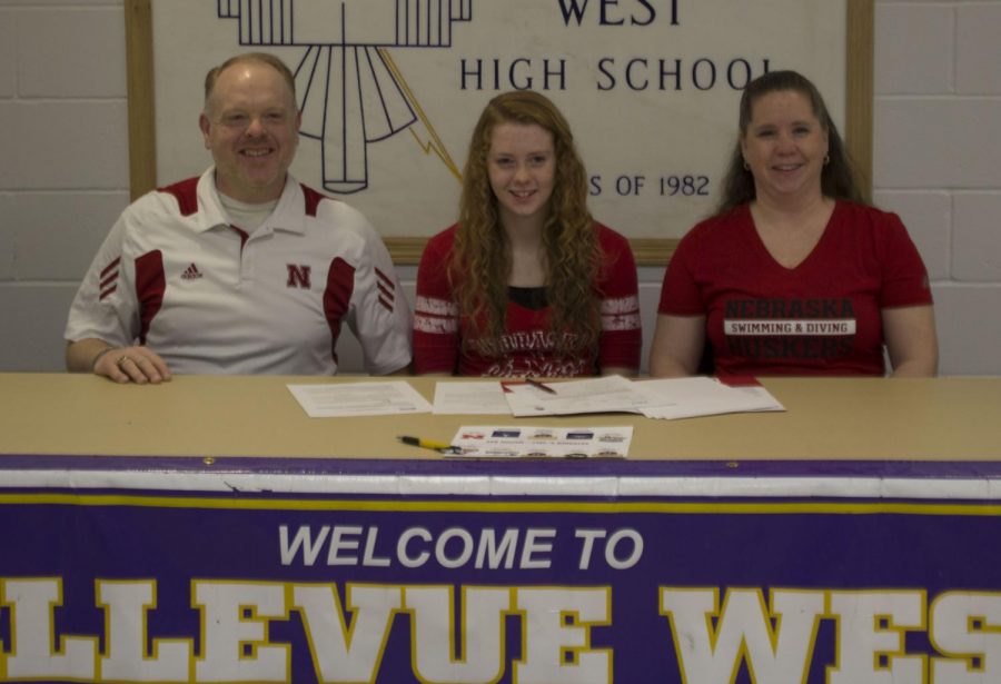 Jessica Warak signed with the University of Nebraska-Lincoln for diving.