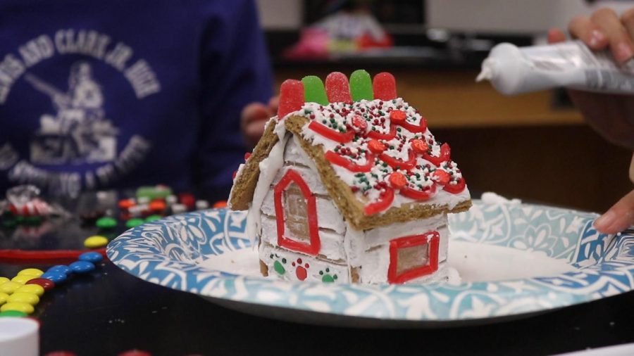 Science National Honor Society hosts annual gingerbread house construction competition