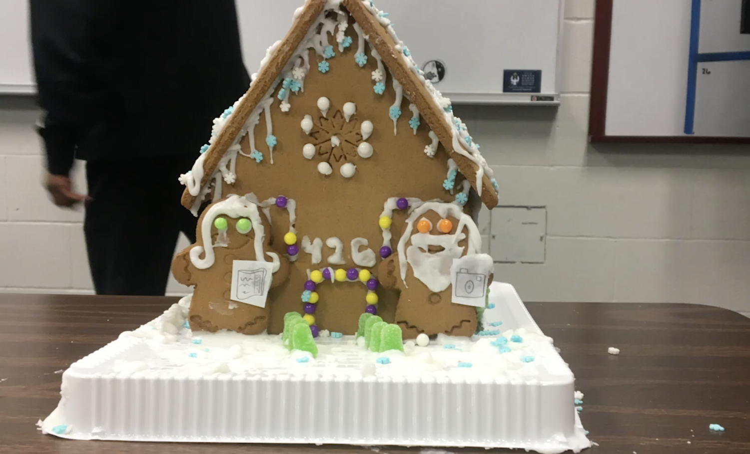 Nolan Flanigan presents the 426 Gingerbread House Building Competition 2021