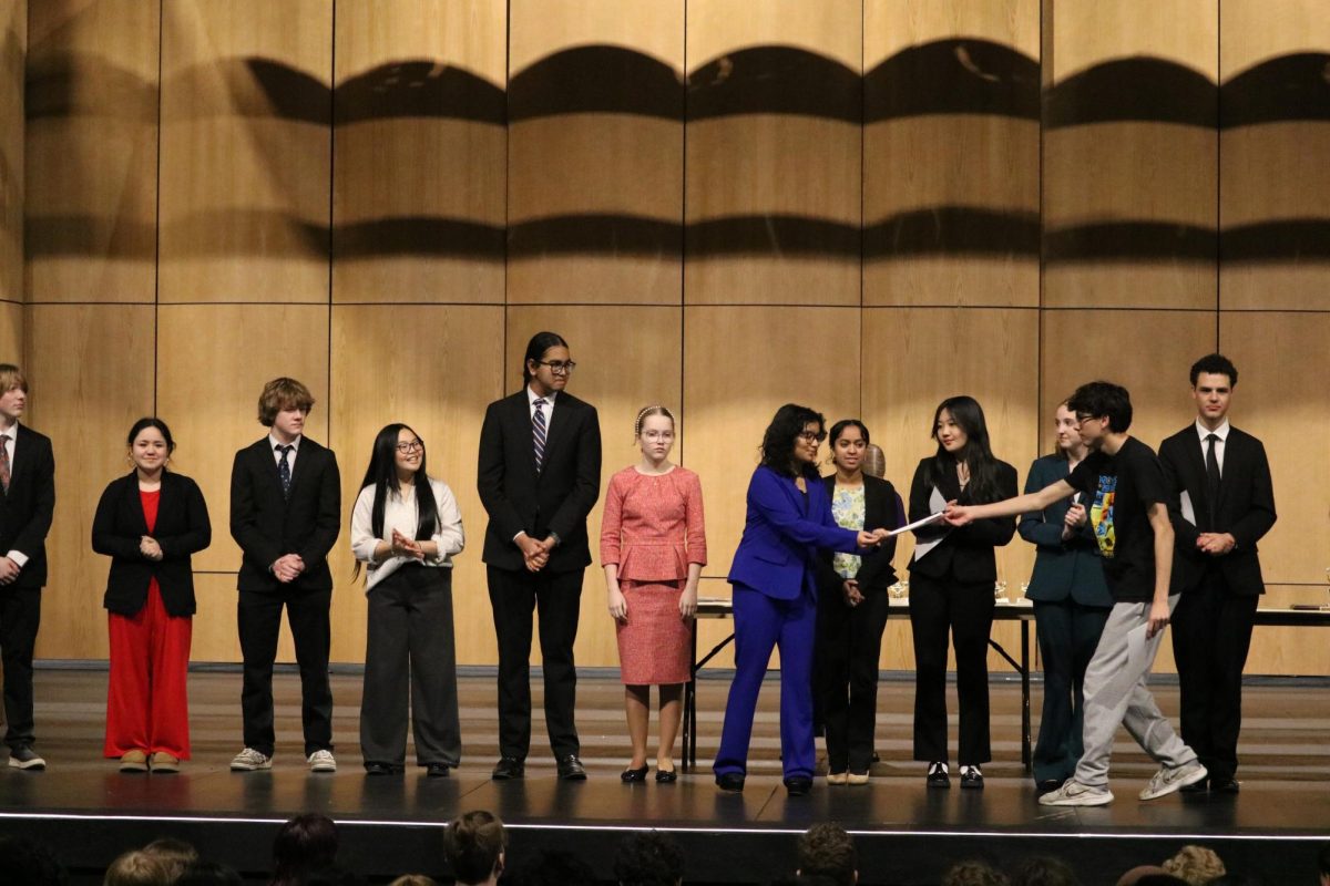 Forensics team hosts speech competition