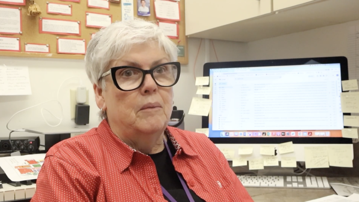 Leaving faculty gives advice for students